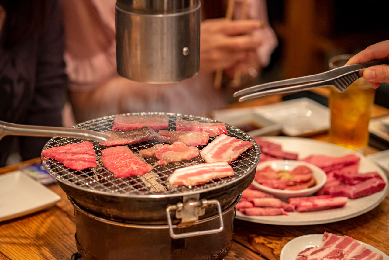 焼肉屋清掃の盲点！? 定期的なグリストラップ清掃で厨房衛生管理を万全