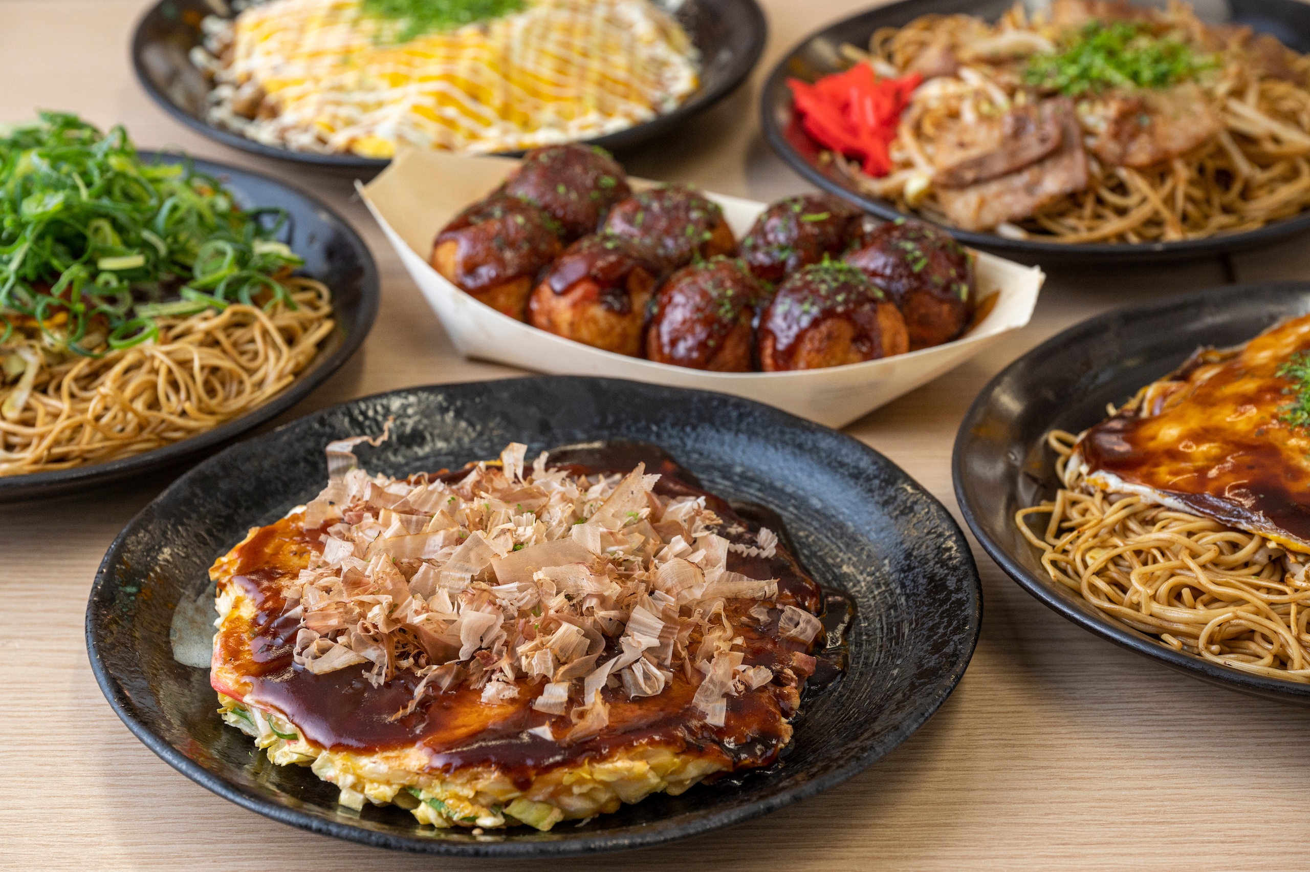 たこ焼き・お好み焼きチェーンのグリストラップ清掃 重要性と日常管理